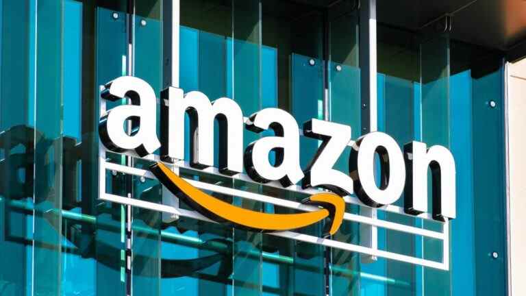 Amazon augmente les frais de vente et accuse l’inflation