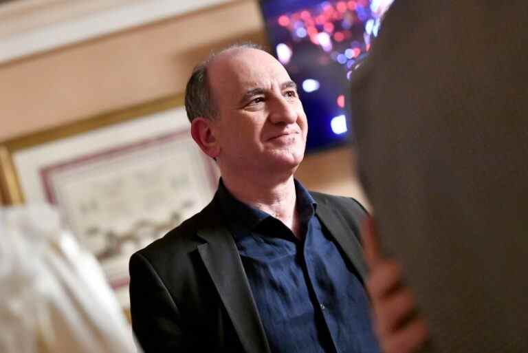 PASADENA, CALIFORNIA - JANUARY 15: Armando Iannucci of 'Avenue 5' poses in the green room during the 2020 Winter Television Critics Association Press Tour at The Langham Huntington, Pasadena on January 15, 2020 in Pasadena, California. 697450 (Photo by Emma McIntyre/Getty Images for WarnerMedia)