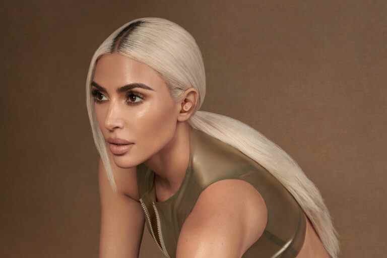 Beats et Kim Kardashian ont créé une ligne d’écouteurs Fit Pro couleur chair