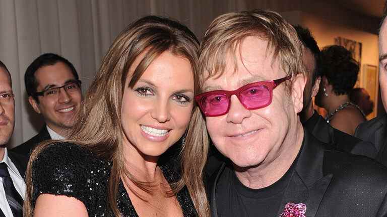 Britney Spears et Elton John abandonnent enfin le duo "Hold Me Closer" Les plus populaires doivent être lus
	
	
