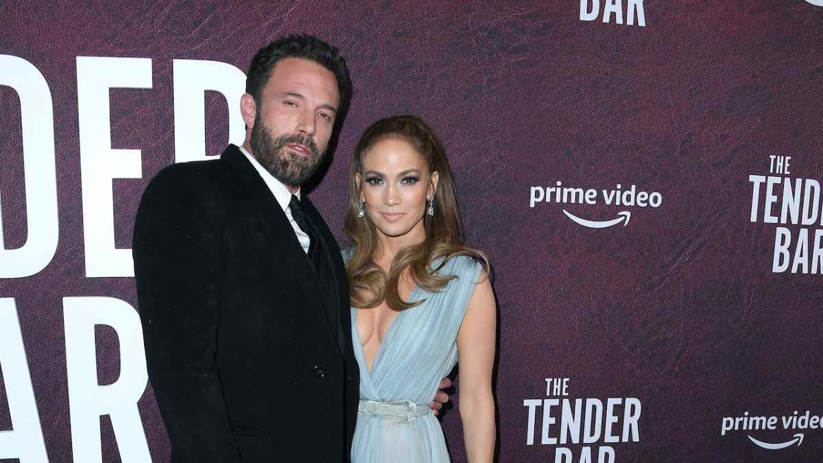 Comment Ben Affleck aurait fait référence à son engagement initial avec JLo lors de son discours de mariage 
