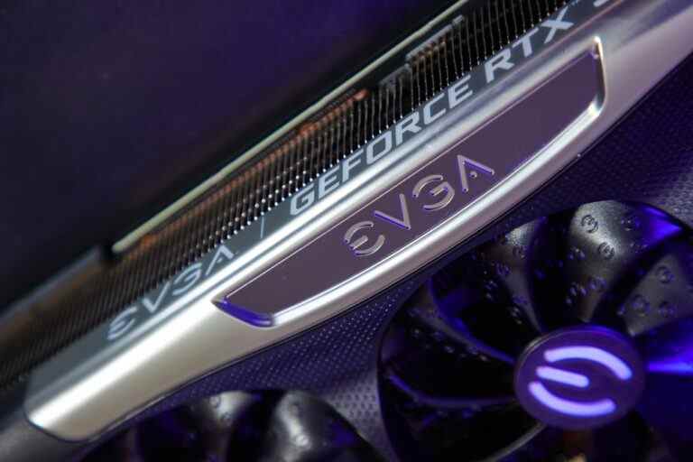 EVGA réduit de 1 000 $ les GPU GeForce RTX 3090 Ti, à partir de 1 149 $