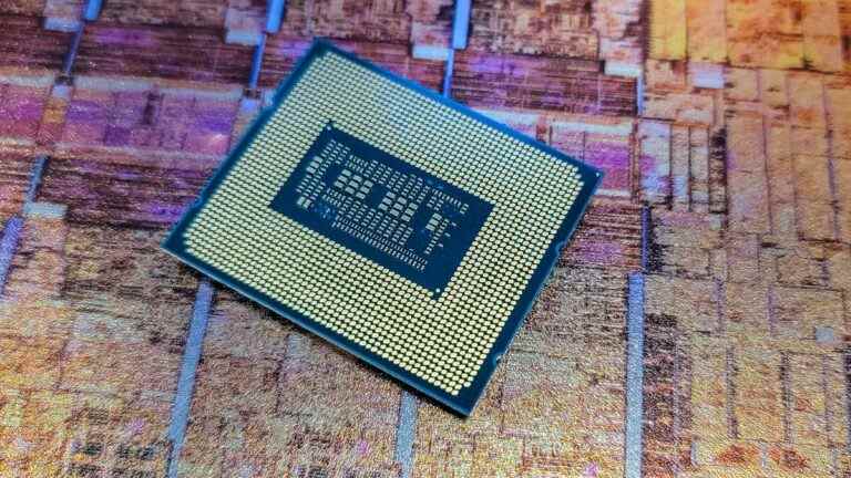 Intel Raptor Lake fait tomber les mâchoires avec un processeur 13700K repéré à 6,2 GHz overclocké