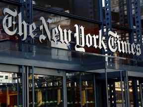 Le bâtiment du New York Times est vu à Manhattan, New York, États-Unis, le 3 août 2020. REUTERS/Shannon Stapleton//File Photo