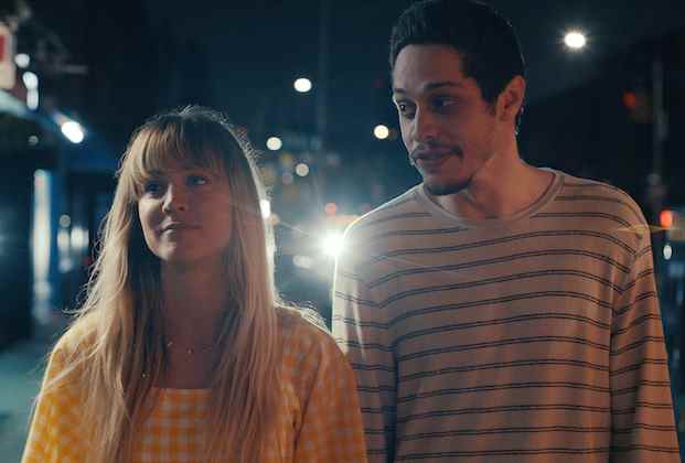 Kaley Cuoco et Pete Davidson « Rencontrez Cute » dans Peacock Time Travel Rom-Com