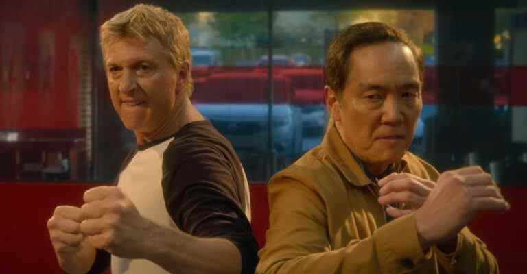 La bande-annonce officielle de la saison 5 de Cobra Kai met en place des dizaines de conflits de karaté épiques
