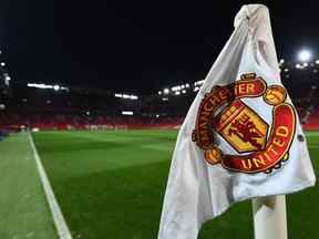 Une vue générale d'un poteau de coin à l'intérieur du stade avant le match du troisième tour de l'Emirates FA Cup entre Manchester United et Derby County à Old Trafford le 5 janvier 2018 à Manchester, en Angleterre.