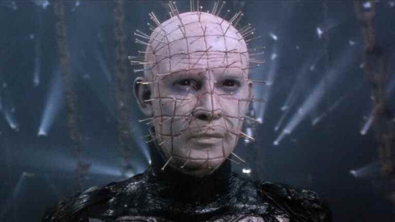 La star originale de Hellraiser, Doug Bradley, se penche sur le casting de Pinhead de Jamie Clayton
