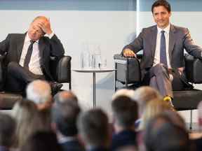 Le premier ministre Justin Trudeau et le chancelier allemand Olaf Scholz lors d'un événement à Toronto mardi.  Les tentatives de Scholz pour sécuriser le GNL canadien sont pour la plupart tombées dans l'oreille d'un sourd à Ottawa.