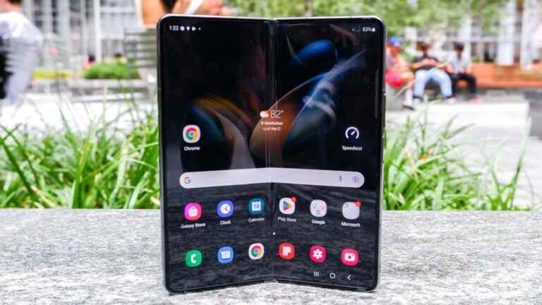 Le Galaxy Z Fold 4 corrige la seule chose que je détestais à propos des pliables de Samsung