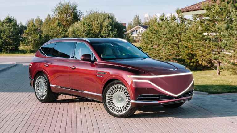 Le Genesis GV90 2024 incarnera le luxe à trois rangées, électrifié