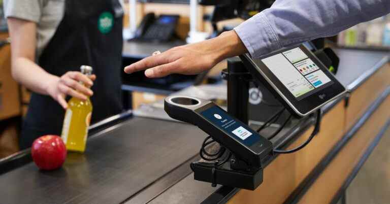 Le service de paiement par empreinte palmaire d’Amazon One arrive dans plus d’emplacements Whole Foods