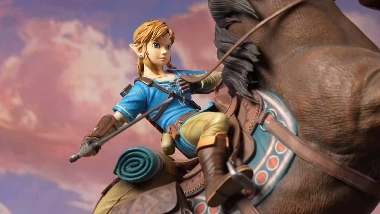 Les 4 premières figurines taquinent la légende de la statue en résine « Link On Horseback » de Zelda
