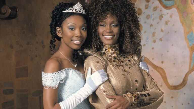 Les acteurs de "Cendrillon" de Brandy et Whitney Houston se réuniront pour une nouvelle émission spéciale ABC Les plus populaires doivent être lus
	
	
