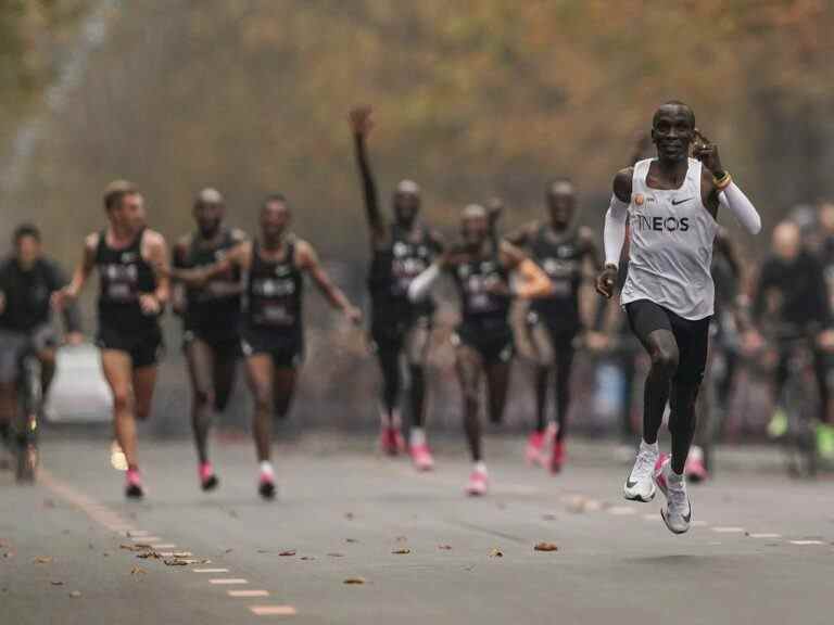 Les « super chaussures » peuvent-elles donner aux coureurs une super vitesse ?