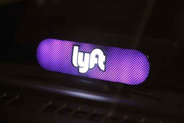 Lyft crée une division médias pour tirer profit des publicités embarquées