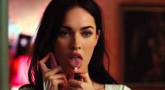 Megan Fox donne à un look millénaire un retour majeur après que la génération Z l'a rejeté