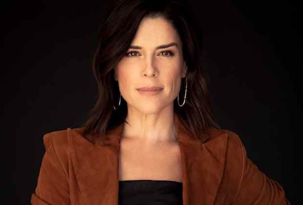 ‘Avalon’ annulé à ABC: le drame de Neve Campbell n’avance pas