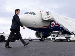 Le premier ministre Justin Trudeau était en voyage de travail lorsque cette photo a été prise.  Il prend généralement un jet plus petit pour des vacances privées.