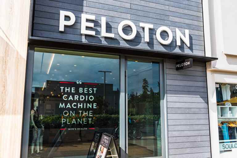 Peloton vend maintenant son équipement de fitness sur Amazon