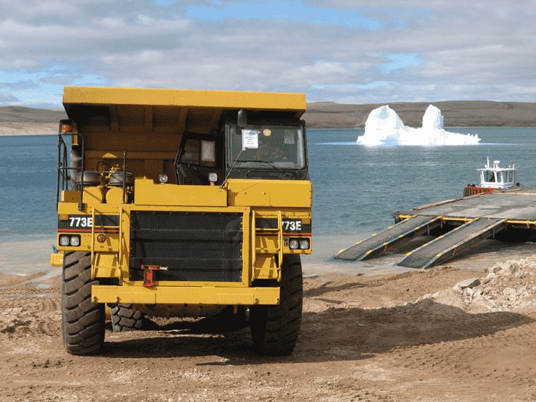 Plus d’un millier de travailleurs risquent d’être licenciés au Nunavut alors que le permis de Baffinland est dans les limbes