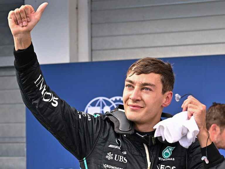 Russell décroche sa première pole en carrière en F1, Verstappen se qualifie 10e