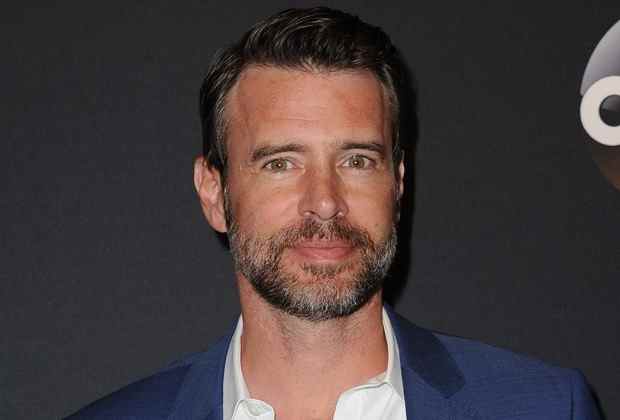 Scott Foley dans « Les filles du bus » – Série HBO Max