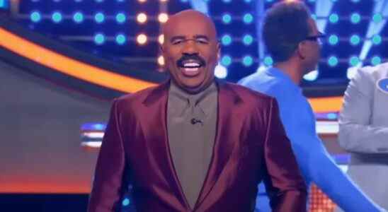 Steve Harvey hosting Celebrity Family Feud