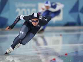 L'image du document fournie par le service d'information jeunesse YIS/IOC montre le médaillé d'or Min Seok Kim de Corée du Sud en compétition dans le patinage de vitesse hommes 1500m au Hamar Olympic Hall Viking Ship lors des Jeux Olympiques de la Jeunesse d'hiver de Lillehammer 2016.