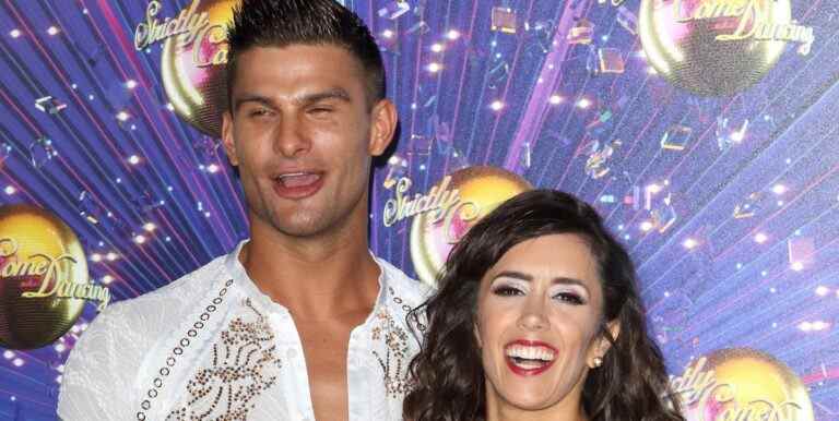 Le couple strict Janette Manrara et Aljaz Skorjanec profite de vacances avec sa partenaire de danse Sara Davies

