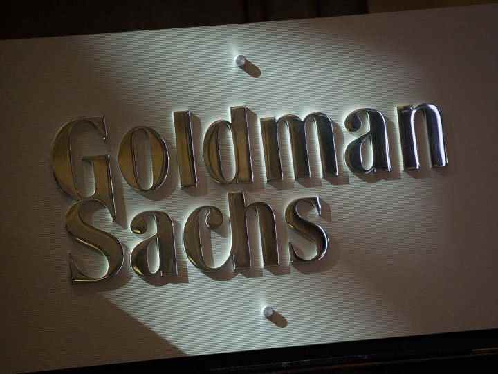 Goldman Sachs lève la plupart des règles de vaccination pour le personnel de bureau