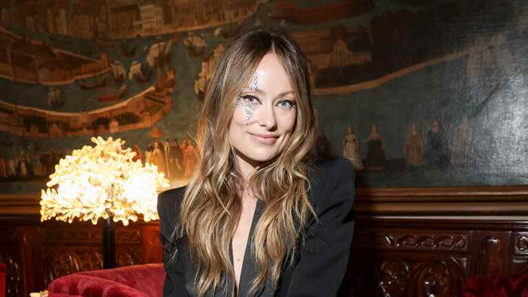 Olivia Wilde porte un toast à la soirée Variety Venice pour célébrer « Don't Worry Darling »
	
	
