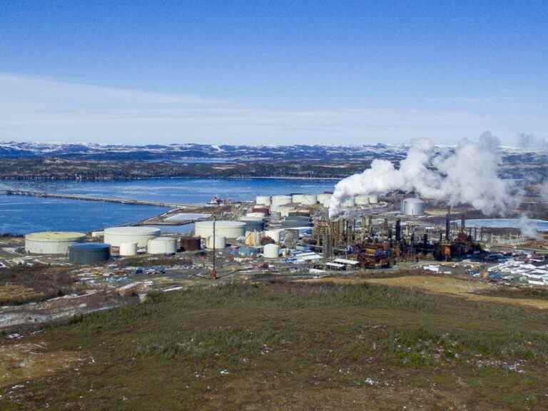 L’explosion d’une raffinerie de Terre-Neuve laisse huit personnes à l’hôpital, dont certaines grièvement blessées