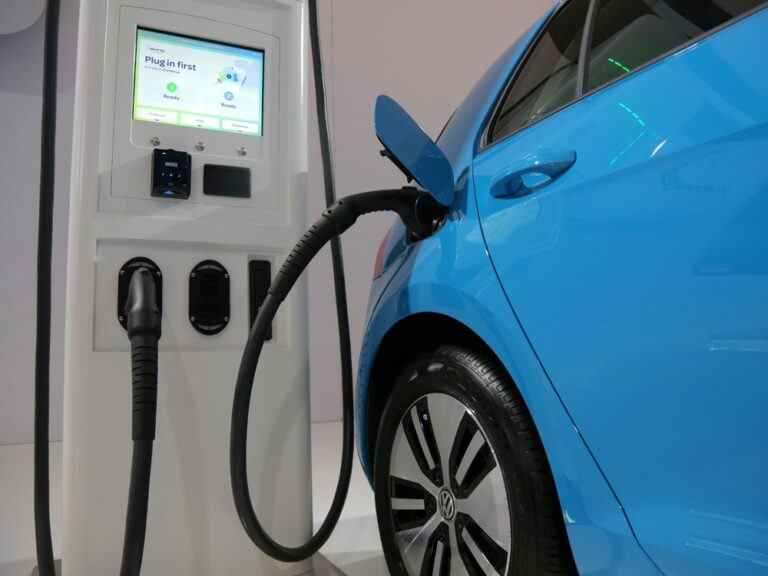 Le Canada arrive avant-dernier du classement mondial sur la « préparation » des véhicules électriques