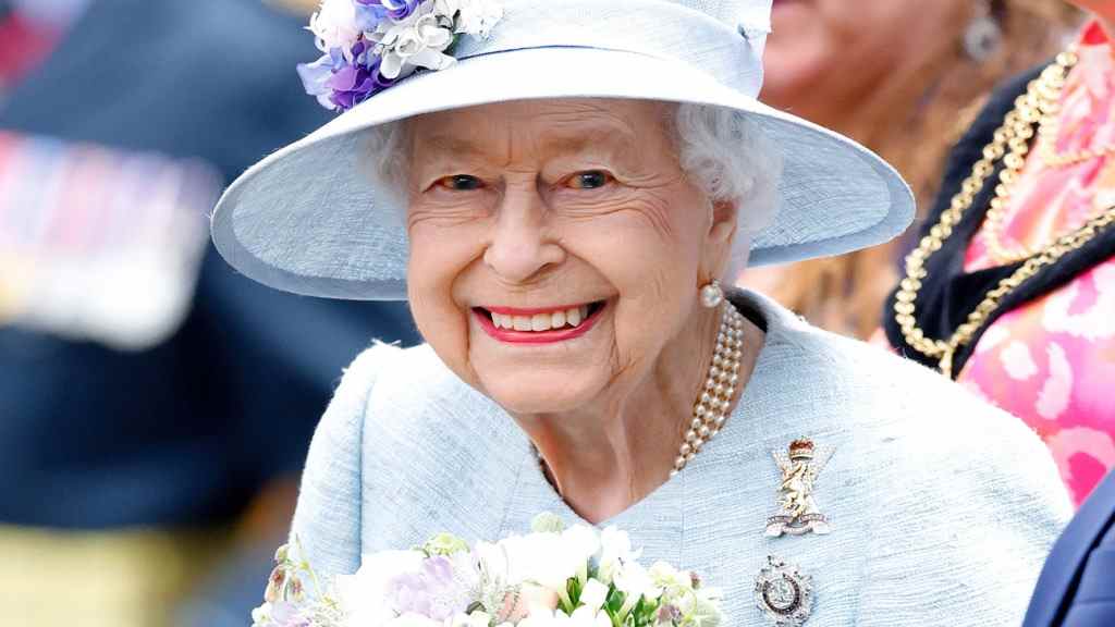 La reine Elizabeth II, le plus ancien monarque régnant de Grande-Bretagne, décède à 96 ans
