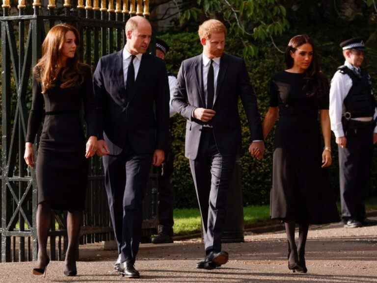 Le prince Harry et Meghan rejoignent William et Kate lors de la promenade à Windsor