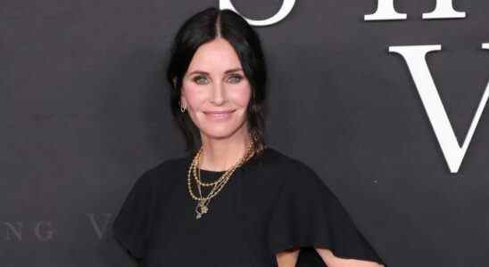 La star de Friends Courteney Cox répond aux critiques de Kanye West sur la sitcom à succès