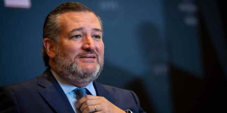 Ted Cruz fait exploser le plan du Congrès pour sauver le journalisme en faisant payer Big Tech