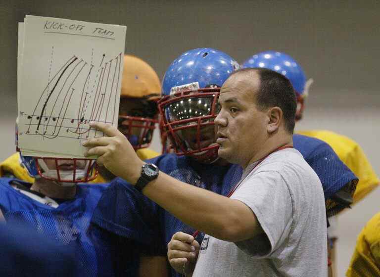 L’ancien entraîneur de football d’une école secondaire de Winnipeg fait face à d’autres accusations d’agression sexuelle