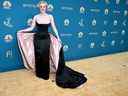 L'actrice américaine Elle Fanning arrive pour les 74e Emmy Awards au Microsoft Theatre de Los Angeles, Californie, le 12 septembre 2022. (Photo de Robyn BECK / AFP) (Photo de ROBYN BECK/AFP via Getty Images)