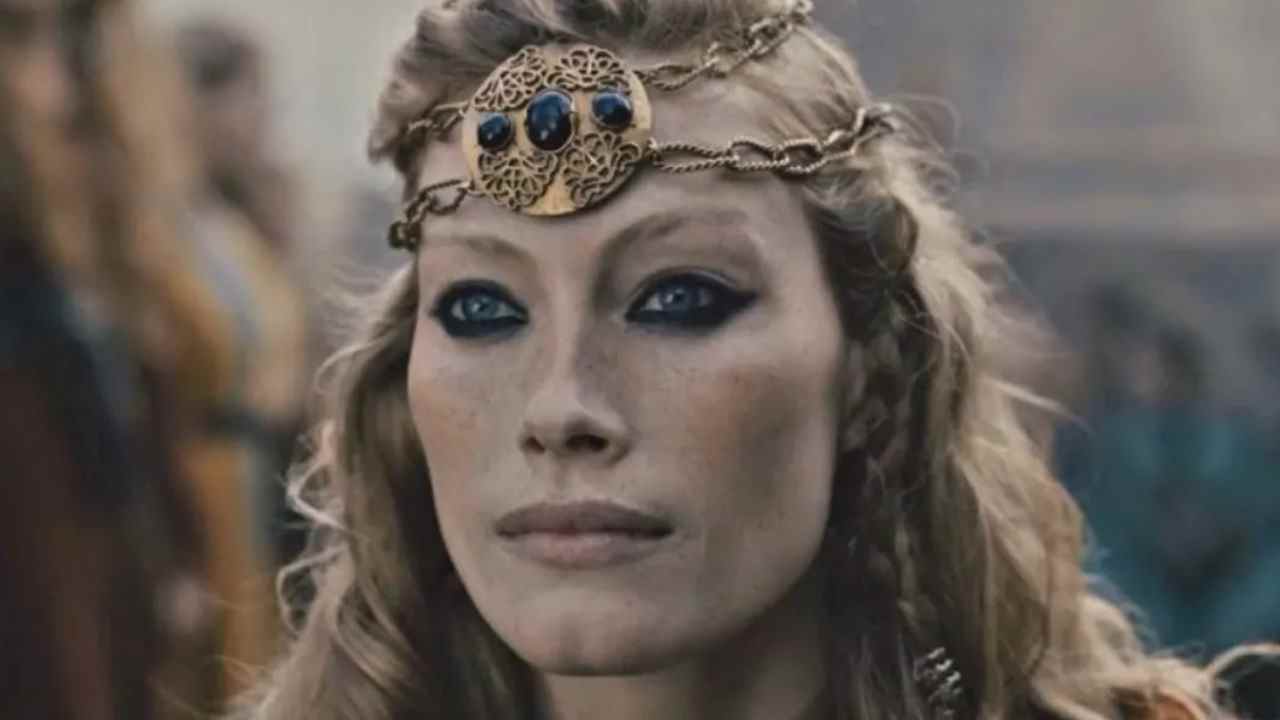 Alyssa Sutherland parle des Vikings