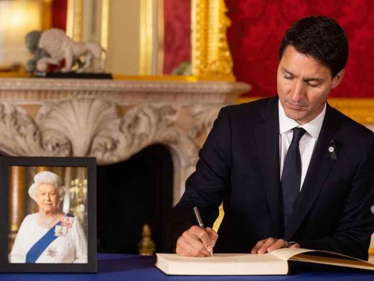 Le premier ministre Justin Trudeau assiste à la cérémonie d’intronisation de la reine Elizabeth à Londres