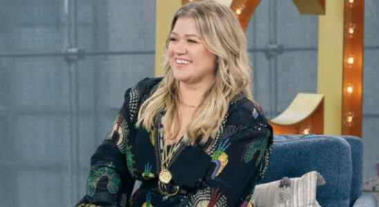 Kelly Clarkson on The Kelly Clarkson Show.