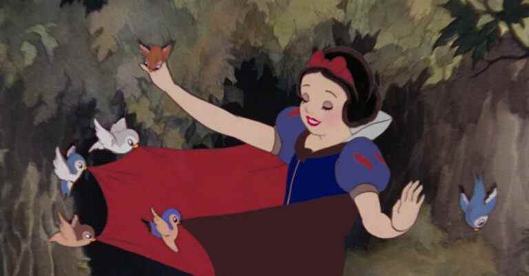 Disney a déjà créé de l'eau de Javel sur le thème de Blanche-Neige et d'autres marchandises de princesse étranges
