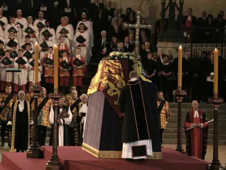 Voici les 15 Canadiens qui assisteront aux funérailles de la reine Elizabeth à Londres