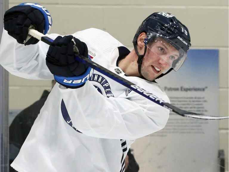 Gustafsson essaie de rester en bonne santé tout en faisant bonne impression sur tout le nouveau personnel d’entraîneurs des Jets