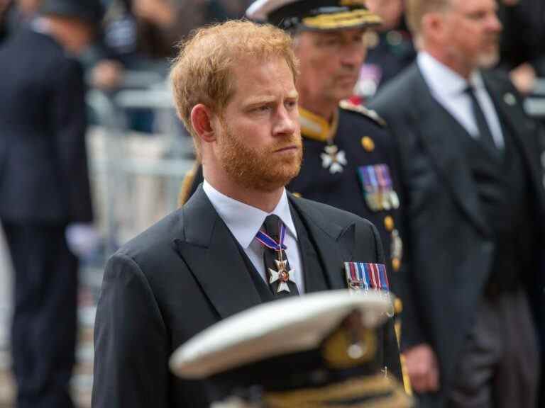 Le prince Harry « fait désespérément des changements de dernière minute » pour tout dire