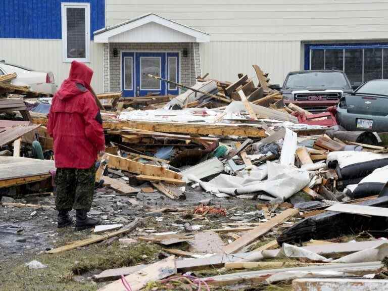 Les résidents déplacés de Port aux Basques font face à un avenir incertain après Fiona