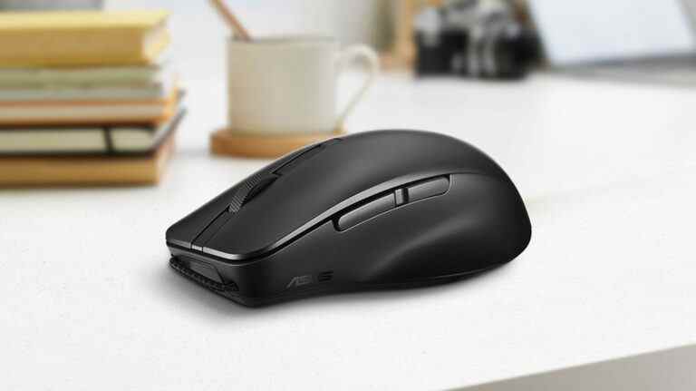 La nouvelle souris sans fil d’ASUS peut s’accrocher à votre sac