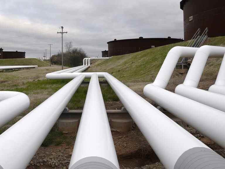 Enbridge vendra des participations dans sept pipelines à des groupes autochtones pour 1,12 milliard de dollars